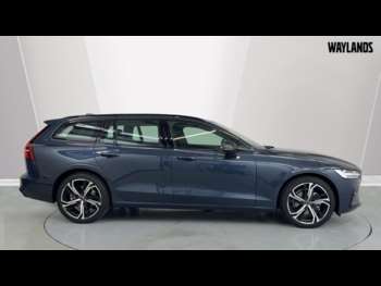 Used Volvo V60 2025 for sale - 74055074: Photo