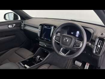 Used Volvo XC40 2022 for sale - 74676193: Photo