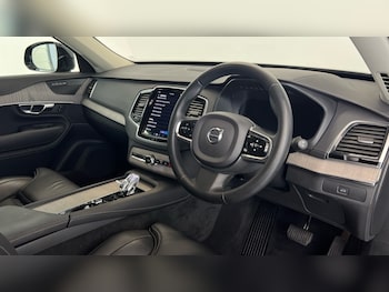 Used Volvo XC90 2023 for sale - 75742793: Photo