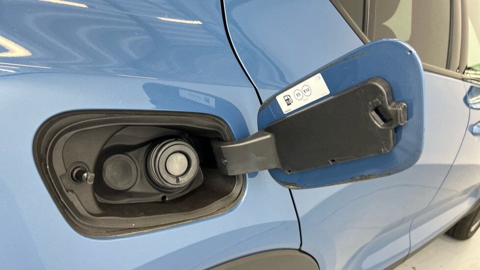 Used Volvo XC40 2023 for sale - 76145964: Photo 16