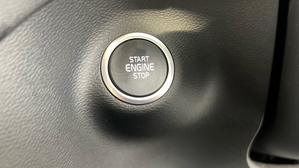 Used Volvo XC40 2023 for sale - 76145964: Photo 27