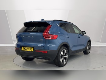 Used Volvo XC40 2023 for sale - 76145964: Photo