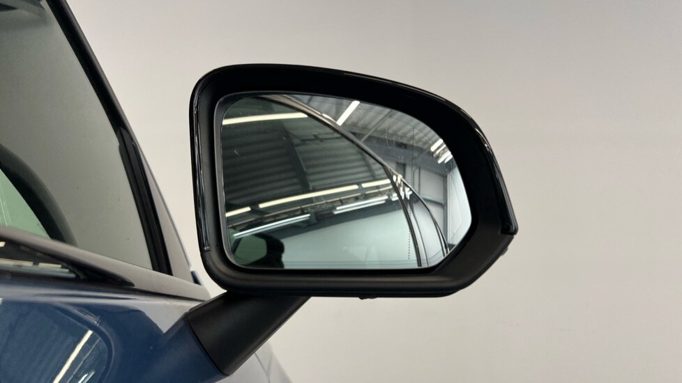 Used Volvo XC40 2023 for sale - 76145964: Photo 32