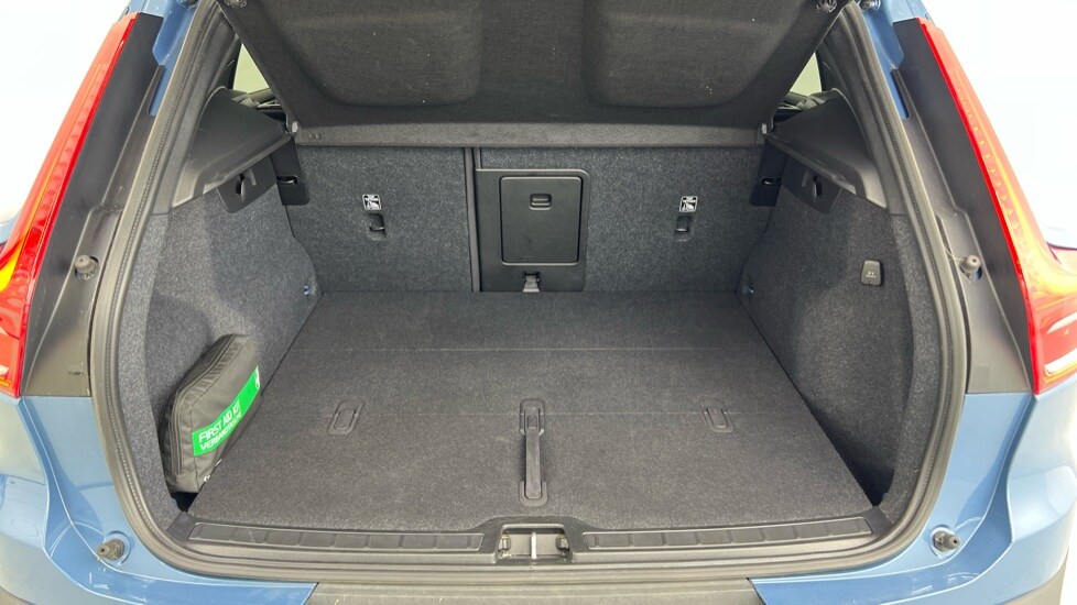 Used Volvo XC40 2023 for sale - 76145964: Photo 38