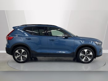 Used Volvo XC40 2023 for sale - 76145964: Photo
