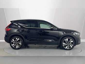 Used Volvo XC40 2025 for sale - 78760611: Photo