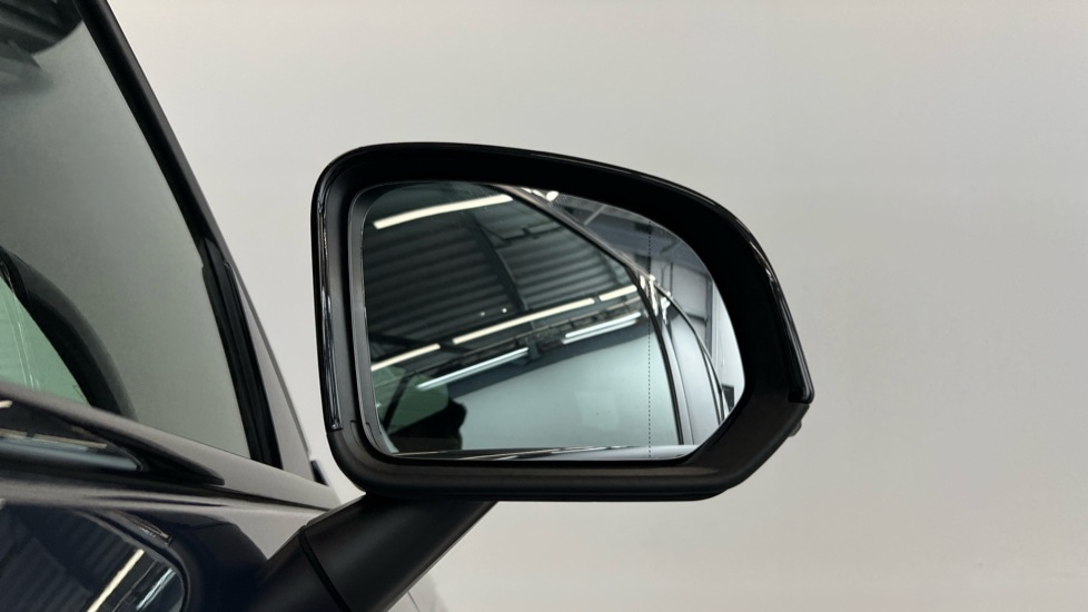 Used Volvo XC40 2022 for sale - 76556807: Photo 32