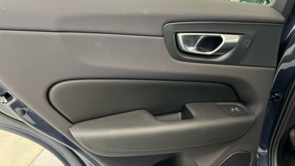 Used Volvo XC60 2024 for sale - 78102930: Photo 50