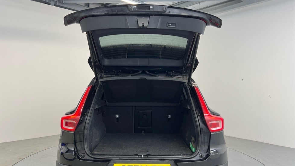 Used Volvo XC40 2022 for sale - 77241130: Photo 13