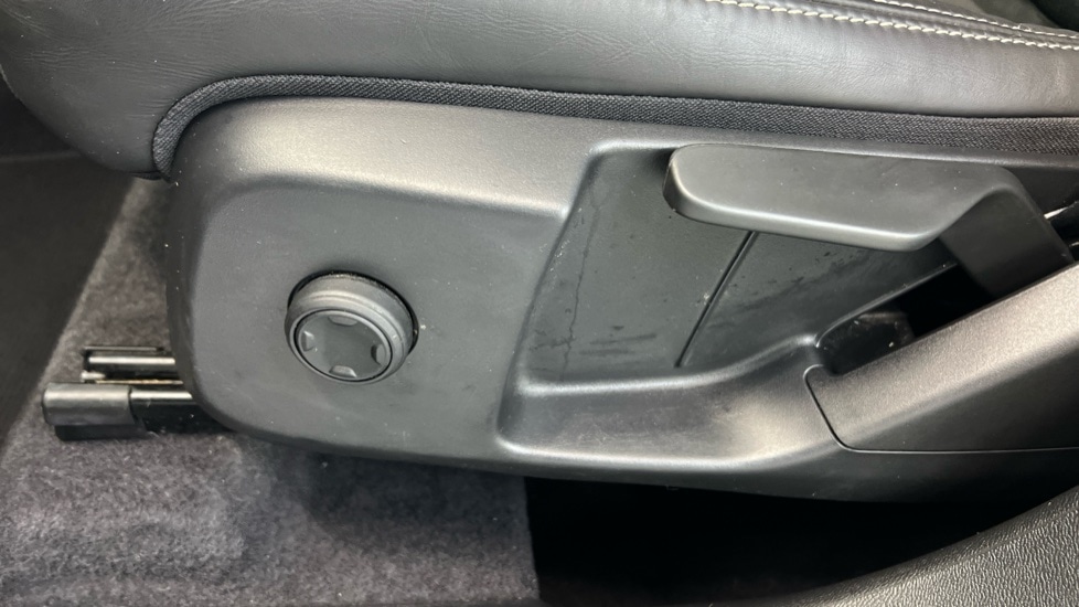 Used Volvo XC40 2022 for sale - 77241130: Photo 39