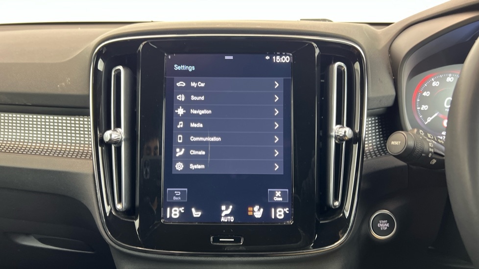 Used Volvo XC40 2022 for sale - 77241130: Photo 55