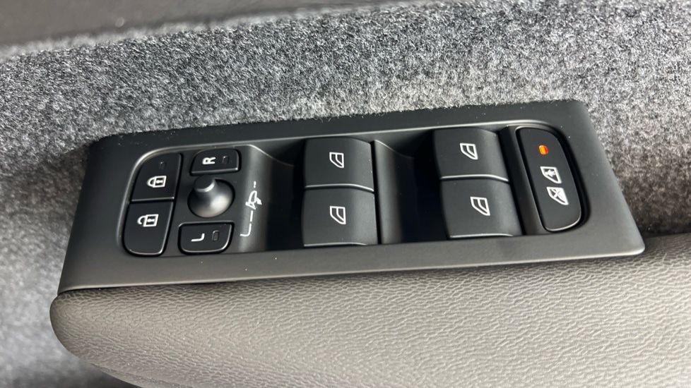 Used Volvo XC40 2022 for sale - 77170483: Photo 24