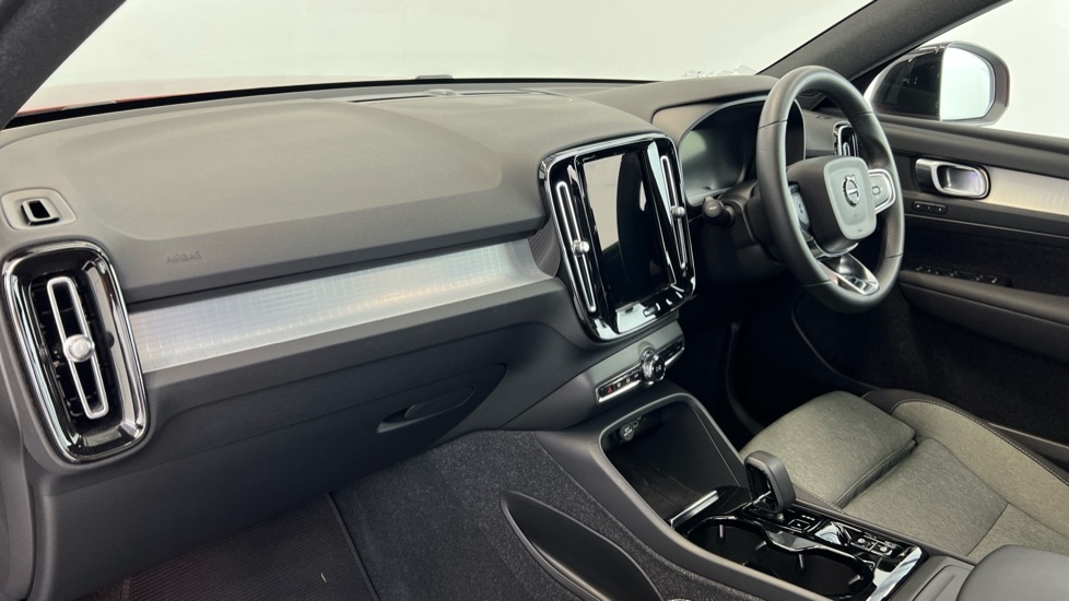 Used Volvo XC40 2022 for sale - 77170483: Photo 37