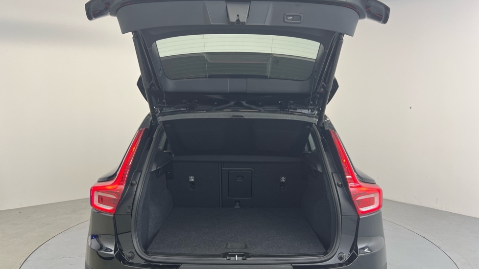 Used Volvo XC40 2023 for sale - 76494089: Photo 13