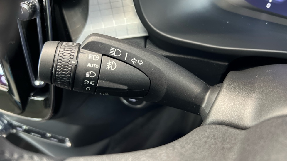 Used Volvo XC40 2023 for sale - 76494089: Photo 20