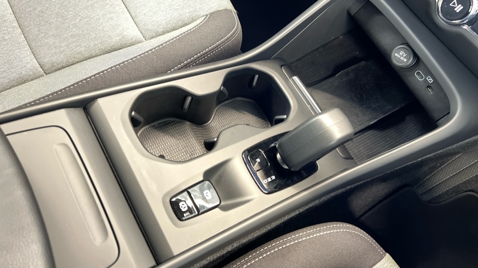 Used Volvo XC40 2023 for sale - 76494089: Photo 25