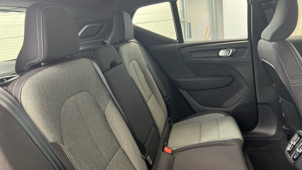 Used Volvo XC40 2023 for sale - 76494089: Photo 6