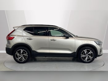 Used Volvo XC40 2022 for sale - 76984172: Photo