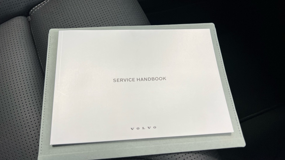 Used Volvo XC90 2025 for sale - 77010223: Photo 15