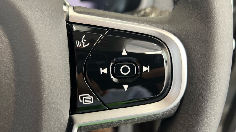 Used Volvo XC90 2025 for sale - 77010223: Photo 22