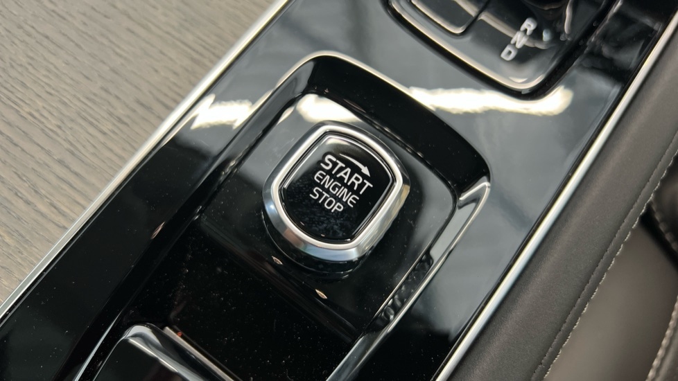 Used Volvo XC90 2025 for sale - 77010223: Photo 27