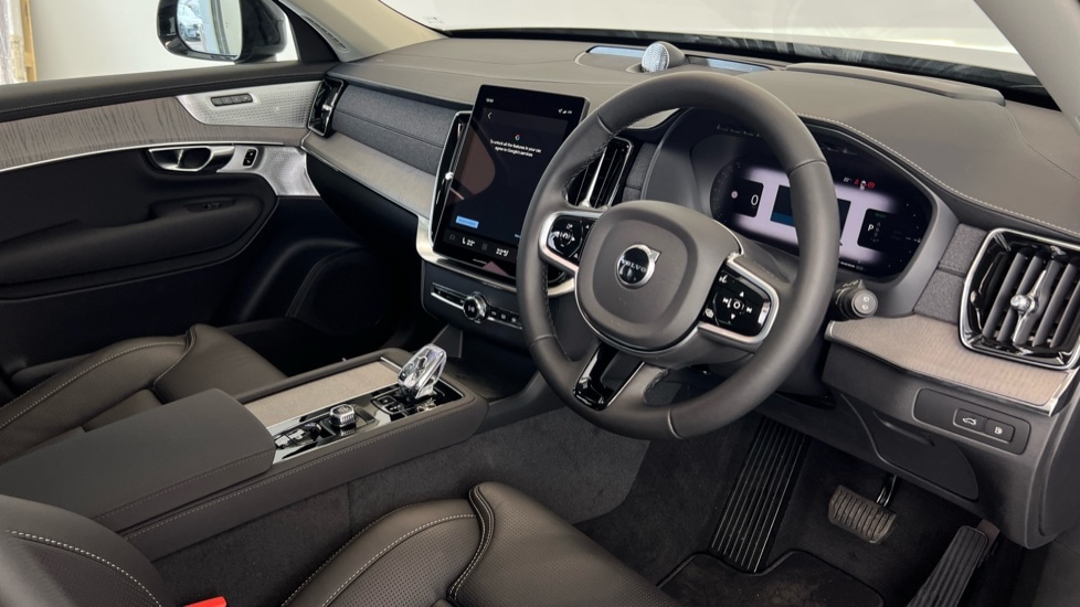Used Volvo XC90 2025 for sale - 77010223: Photo 4