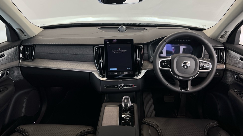 Used Volvo XC90 2025 for sale - 77010223: Photo 5