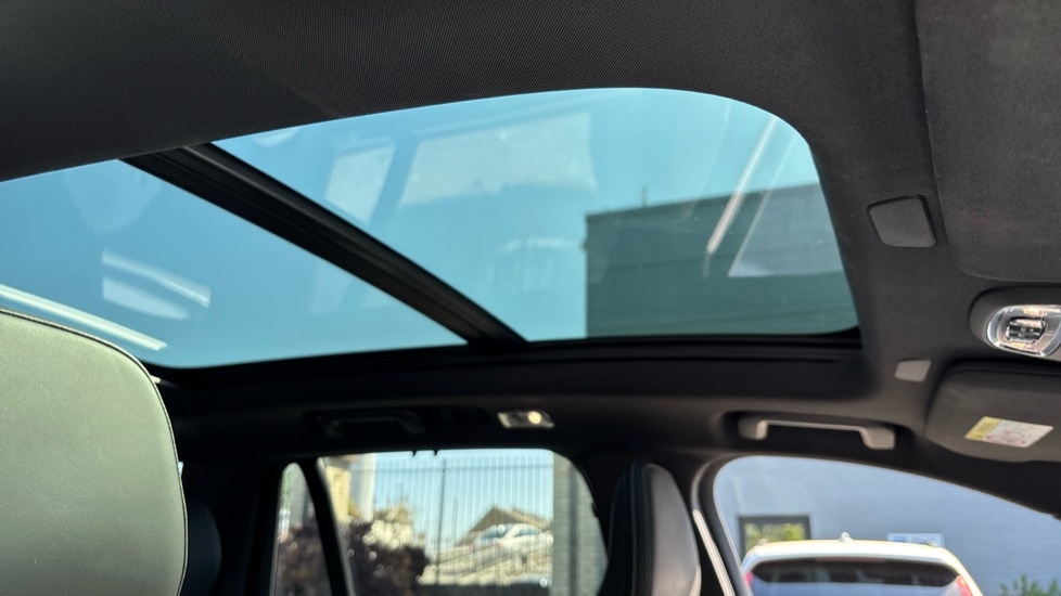 Used Volvo XC90 2022 for sale - 76523629: Photo 32