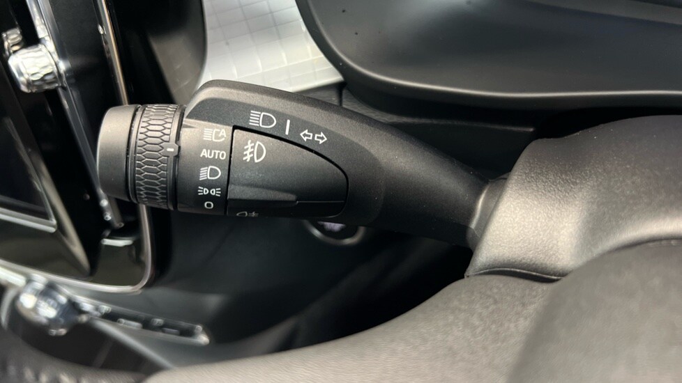 Used Volvo XC40 2023 for sale - 76191096: Photo 20