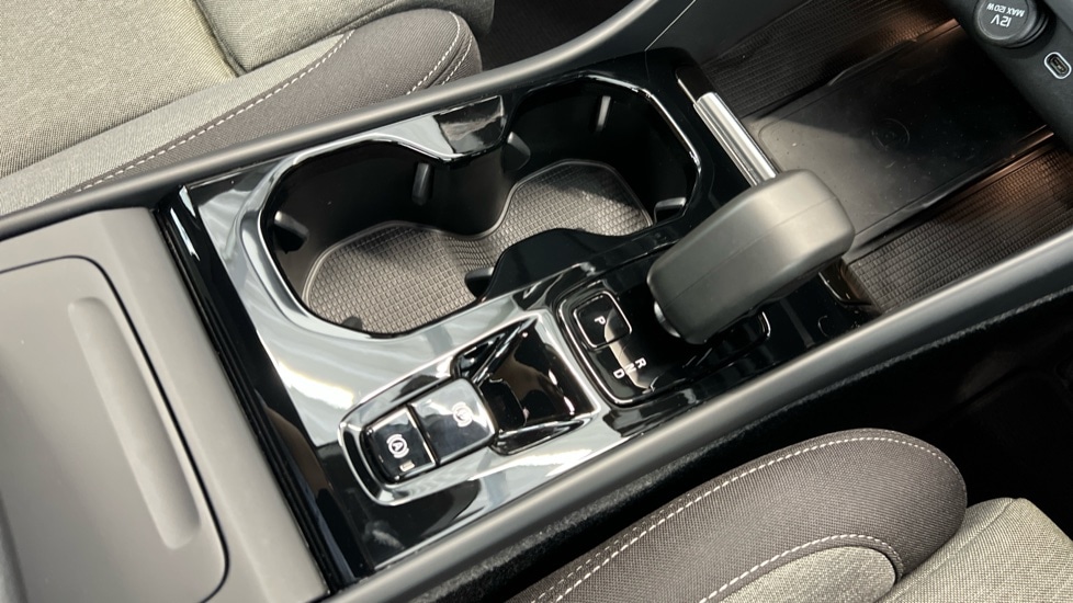 Used Volvo XC40 2023 for sale - 76191096: Photo 25