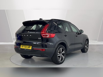 Used Volvo XC40 2023 for sale - 76191096: Photo 2