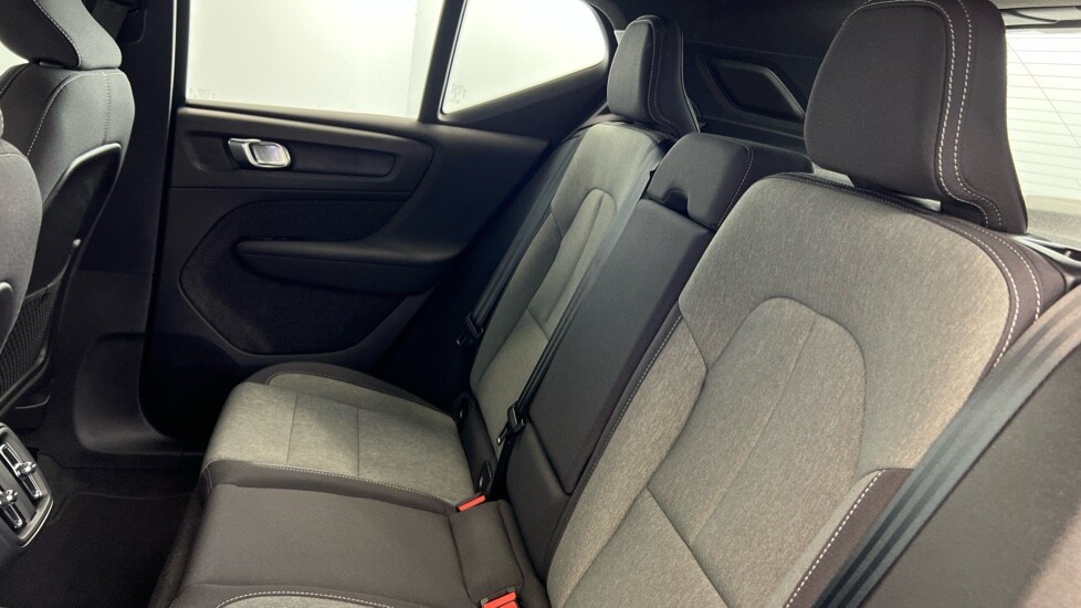 Used Volvo XC40 2023 for sale - 76191096: Photo 33