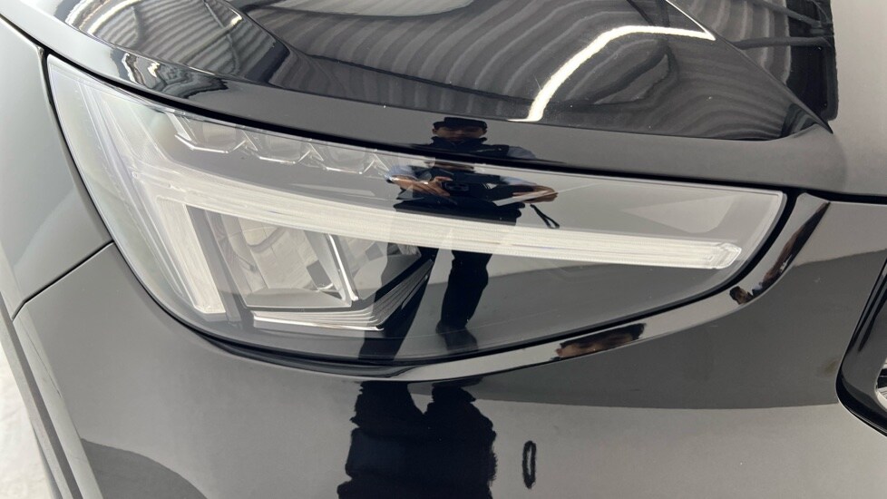 Used Volvo XC40 2023 for sale - 76191096: Photo 41