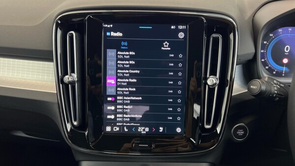 Used Volvo XC40 2023 for sale - 76191096: Photo 45