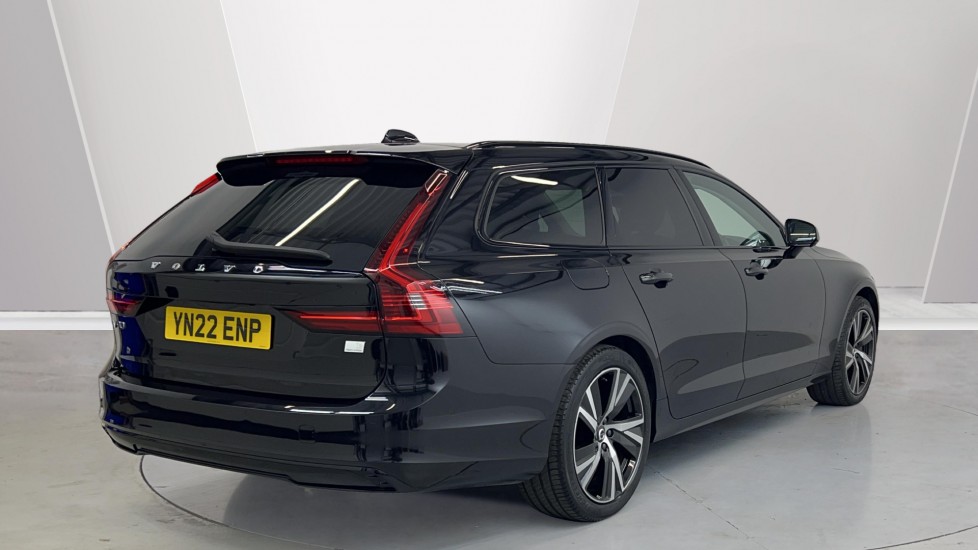 Used Volvo V90 2022 for sale - 76033851: Photo 2