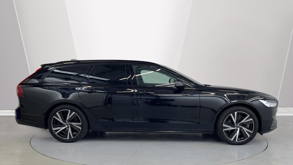 Used Volvo V90 2022 for sale - 76033851: Photo 3