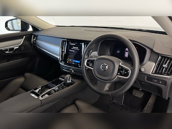 Used Volvo V90 2022 for sale - 76033851: Photo 4