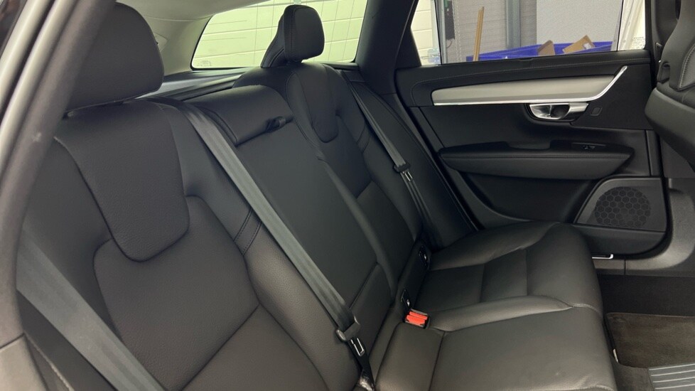 Used Volvo V90 2022 for sale - 76033851: Photo 6