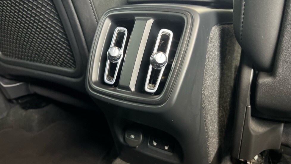 Used Volvo XC40 2022 for sale - 77698163: Photo 14