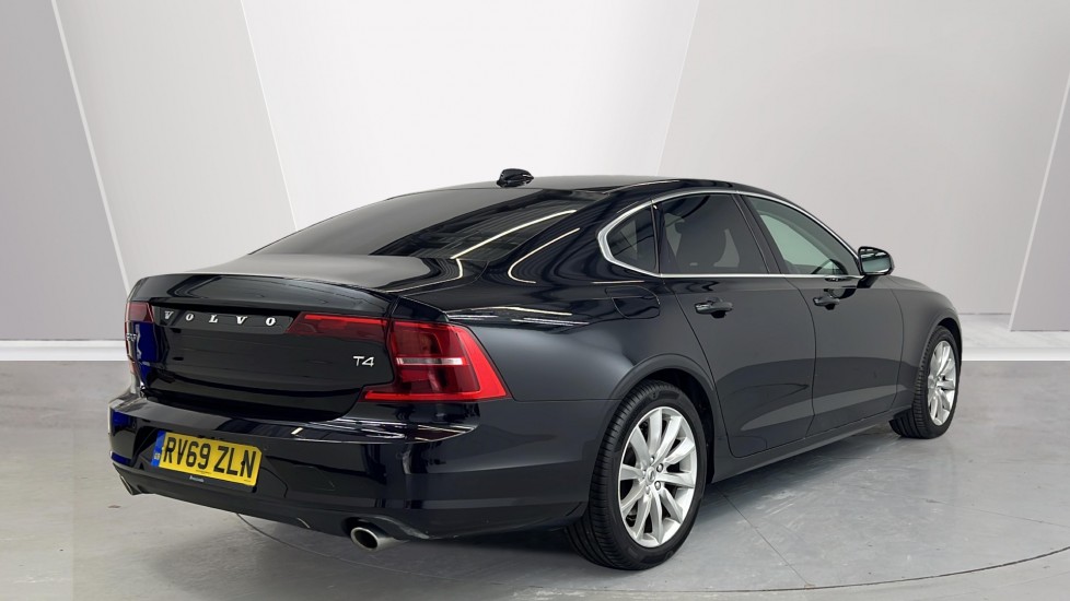 Used Volvo S90 2019 for sale - 76593689: Photo 2