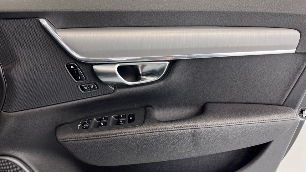 Used Volvo S90 2019 for sale - 76593689: Photo 29