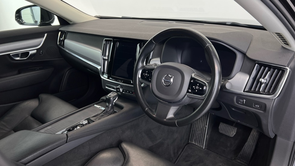 Used Volvo S90 2019 for sale - 76593689: Photo 4