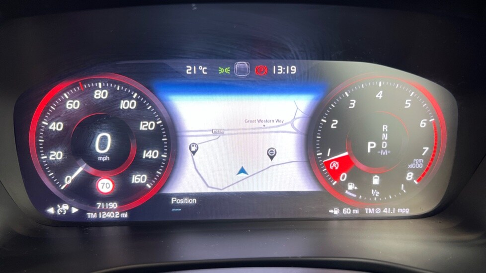 Used Volvo XC40 2021 for sale - 76074353: Photo 11