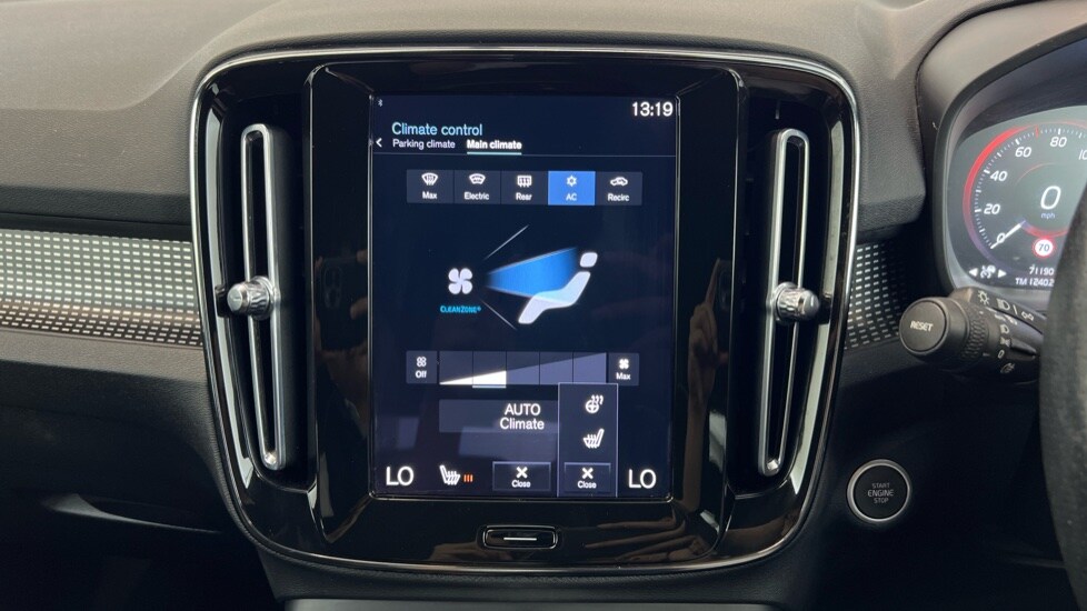 Used Volvo XC40 2021 for sale - 76074353: Photo 14