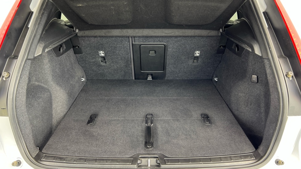 Used Volvo XC40 2021 for sale - 76074353: Photo 39
