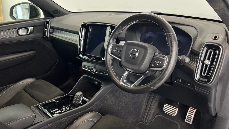 Used Volvo XC40 2021 for sale - 76074353: Photo 4