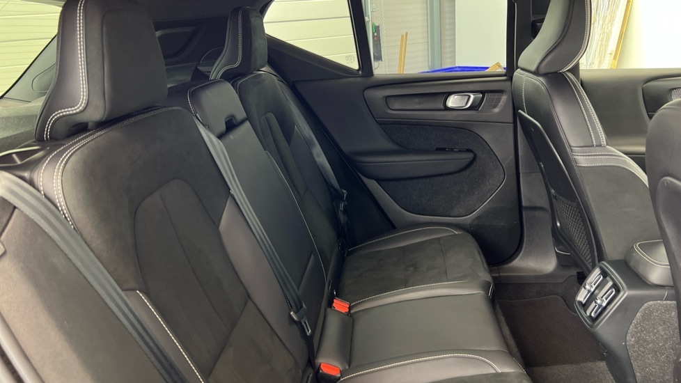 Used Volvo XC40 2021 for sale - 76074353: Photo 6