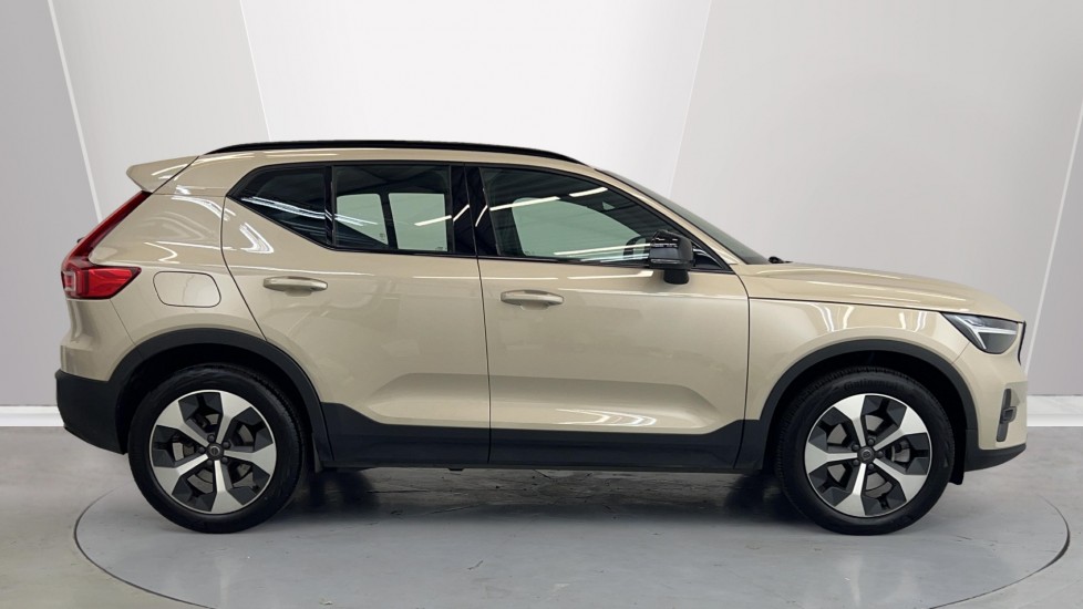 Used Volvo XC40 2024 for sale - 76079205: Photo 3