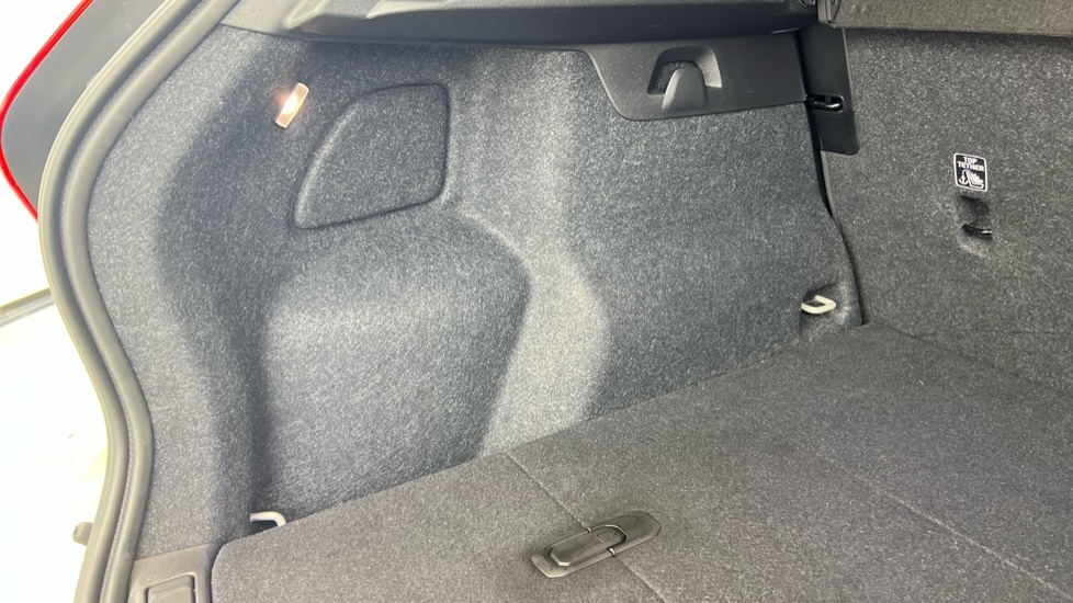 Used Volvo XC40 2024 for sale - 76079205: Photo 40