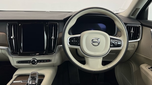Used Volvo V90 2022 for sale - 76312413: Photo 10
